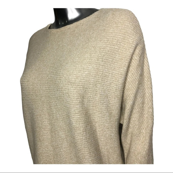 H&M Cream Ribbed Knit Top Dolman Sleeves  Size Small - Picture 3 of 5